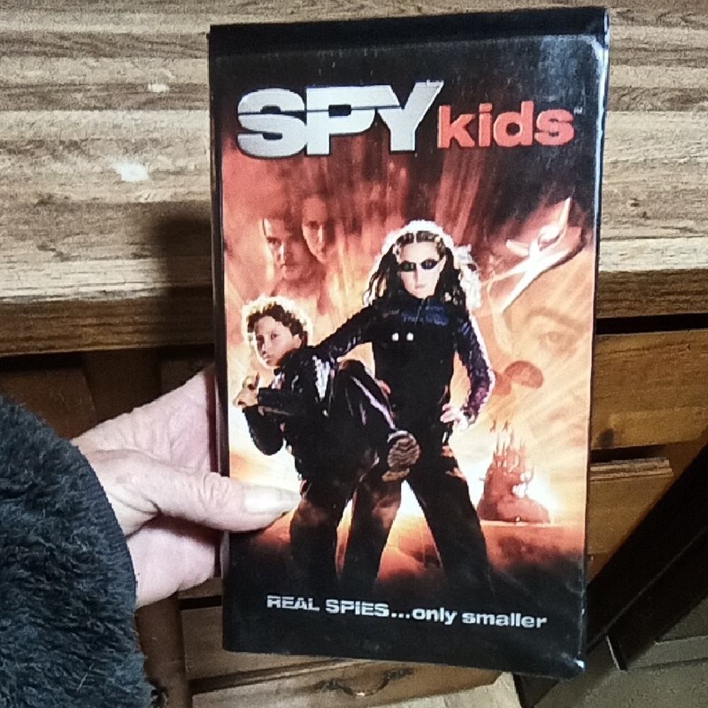 Spy Kids Adventure VHS